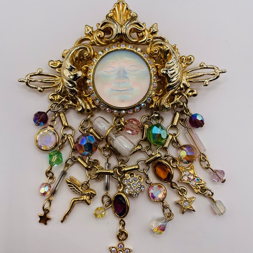 Kirks Folly Brooch Seaview Moon Face Signed Mystical Chams Whimsical Fantasy